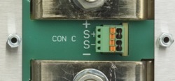 Compensation of voltage drop with Sense circuit connection