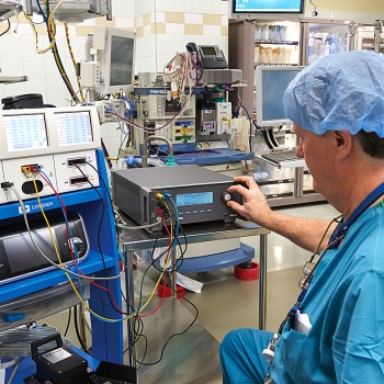 Fluke Biomedical - QA-ES III - tester elektrochirurgických prístrojov